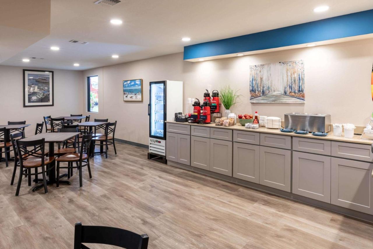 Baymont By Wyndham Biloxi - Ocean Springs Motel Dış mekan fotoğraf